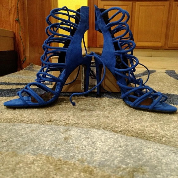 Blue Zara lace-ups - Picture 3 of 4